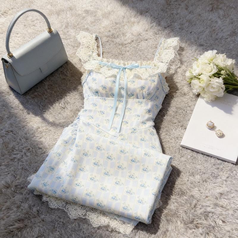 Spring Sweet and Thin Flying Sleeves Long Dress Trendy Waist Floral Dress Women's Coffee Break French Square Collar New