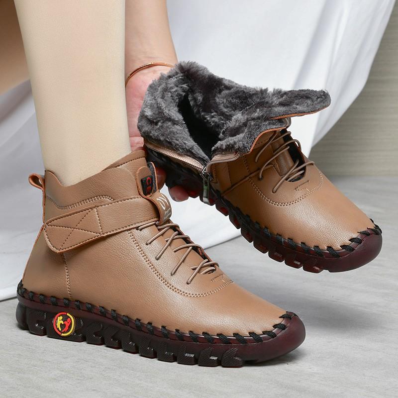 Womens Warm Lined Winter Flat Boots With Stitched Detail Soft Sole Comfort Casual Shoes