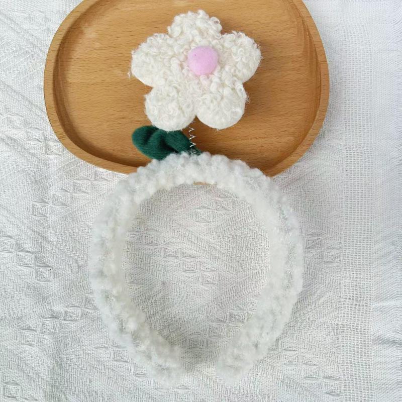 Cartoon Plush Headband: Cute Hair Accessory for Women & Kids, Perfect for Face Washing