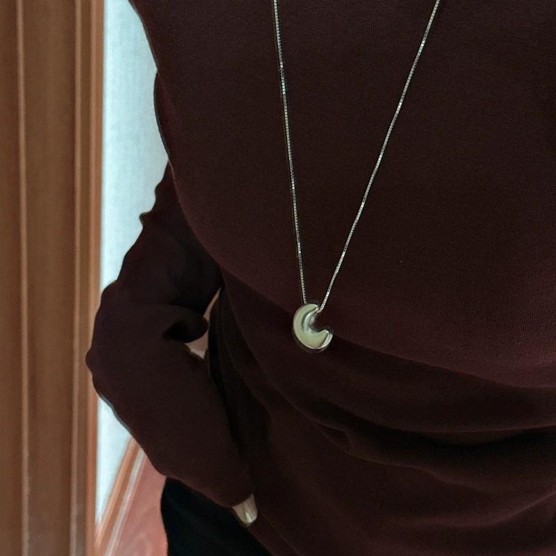 FY-44TL14 S925 Silver Korean Version Niche Design Hollow Moon Necklace Vintage Minimalist Matte Sweater Chain