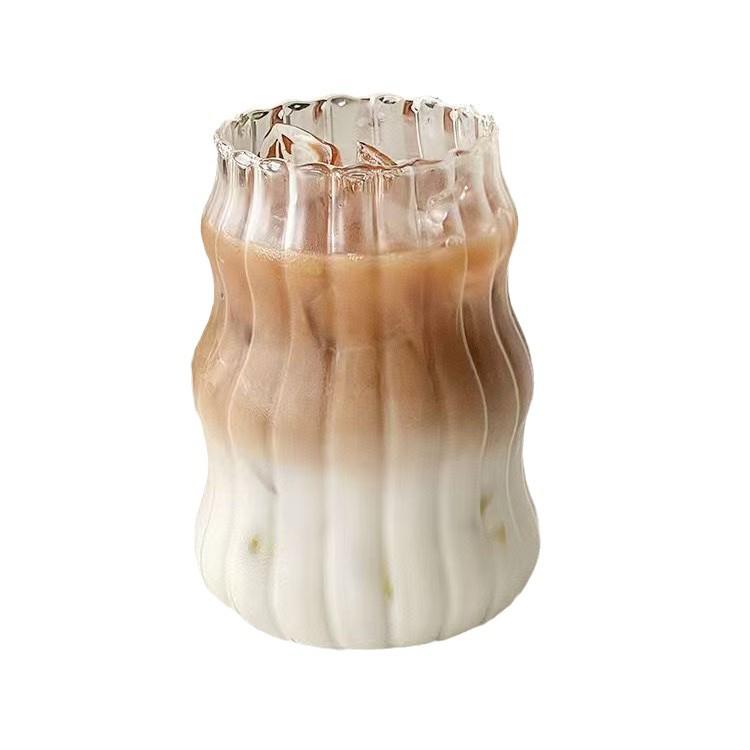 High-Value Cloud Cup: Ribbed Borosilicate Glass with Straw for Milk & Coffee