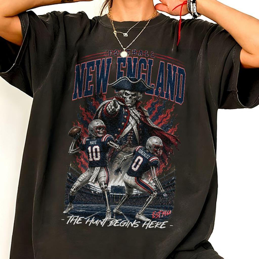 The Hunt Begins Here Skeleton Art New England Football Vintage Crewneck Shirt