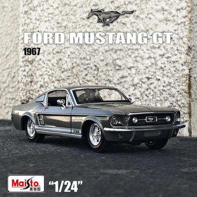 Maisto 1:24 1967 Ford Mustang GT Alloy Sports Car Model Diecast Metal Racing Vehicles Car Model Simulation Collection Kids Gifts