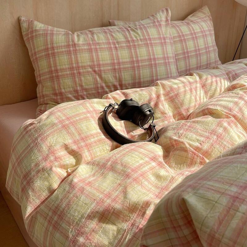 OEING 4-Piece Duvet Cover Set