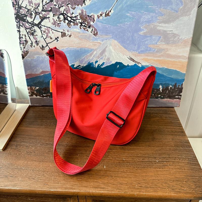 Chic Casual Dumpling Bag Versatile Oxford Fabric Shoulder Bag For Everyday Use