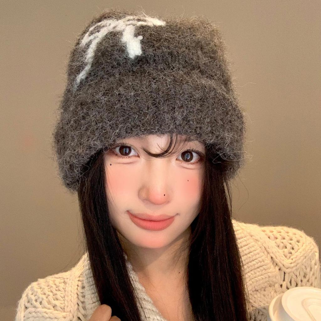 Bow plush knitted hat women's Japanese versatile face small wool hat big head circumference warm bag head hat