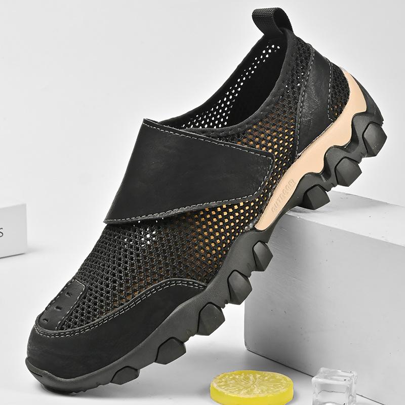 Hole Shoes Men's 2025 New Summer Breathable Beach Shoes Mesh Soft Sole Non-slip Lightweight Outdoor Sports and Leisure Shoes