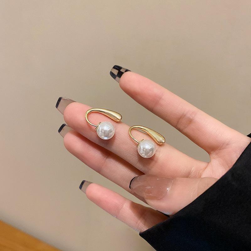 Korean-Style Pearl Drop Earrings: Two-Way Wear, Artistic Ear Studs & Hooks for Women and Students
