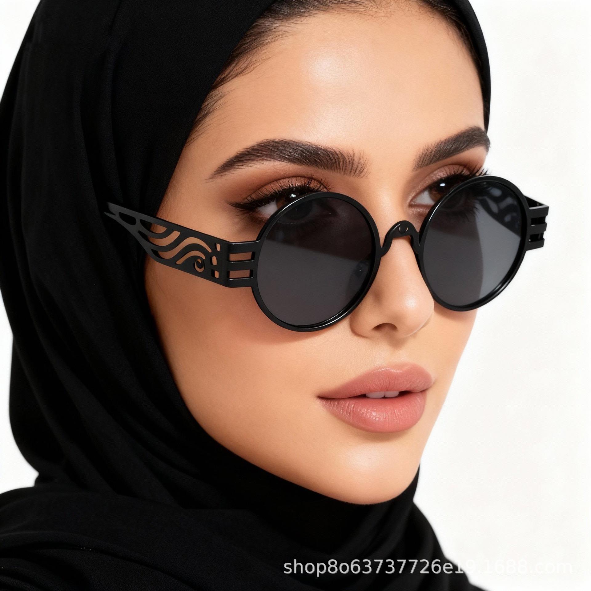 

Ретро Круглі Жіночі Стімпанк Сонцезахисні Окуляри з Металевою Порожнистою Рамкою - Дзеркальні, Різнокольорові Лінзи Silver Frame Red Lens