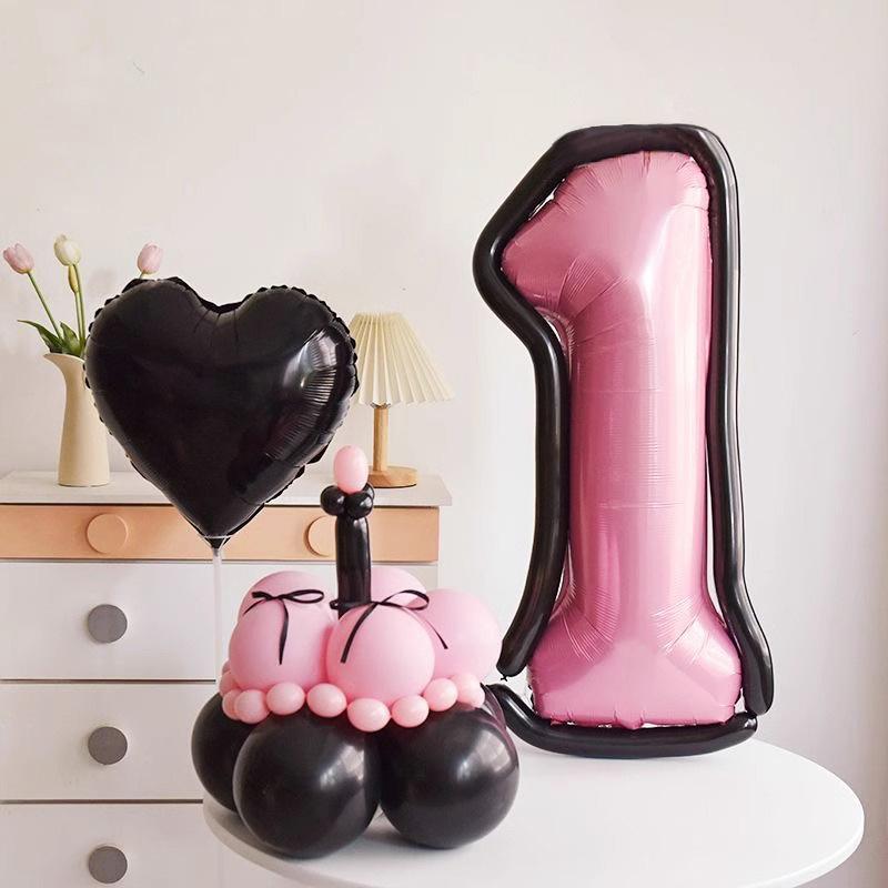 Cartoon Style Black And White Pink And Blue Digital Aluminum Film Balloon, Children'S First Birthday Party Scene Decoration Atmosphere Props
