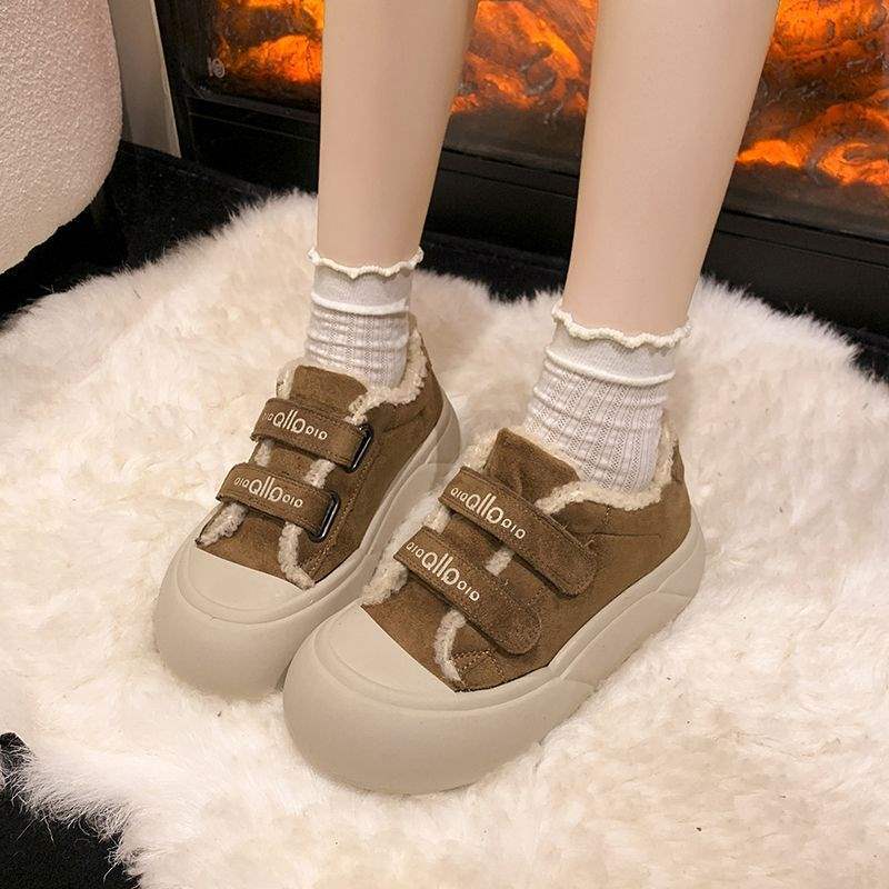 Velcro Sports Board Shoes Women's 2025 Autumn and Winter New Versatile Thick-soled Lightweight Casual Moral Training Shoes Velvet Bread Shoes