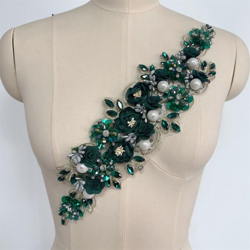 Big Rhinestone 3D Flower Sewing Fabric Applique Embroidery Rhinestone Flower Patch for Wedding Dress Decoration