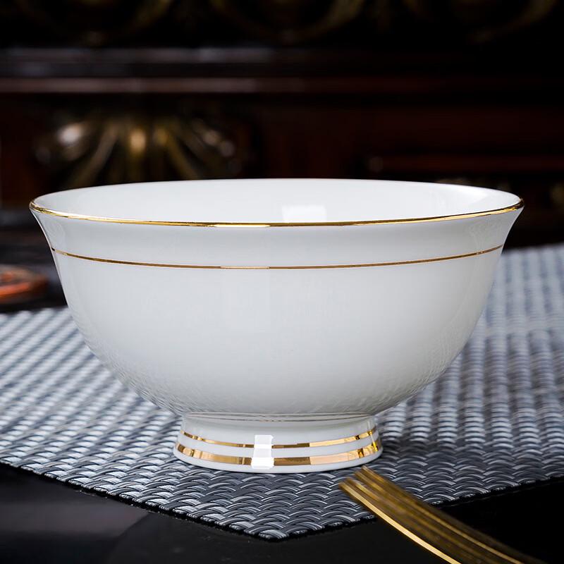 Koszyk na kwiaty z nefrytu inkrustowany złotem Porcelana kostna Zastawa stołowa