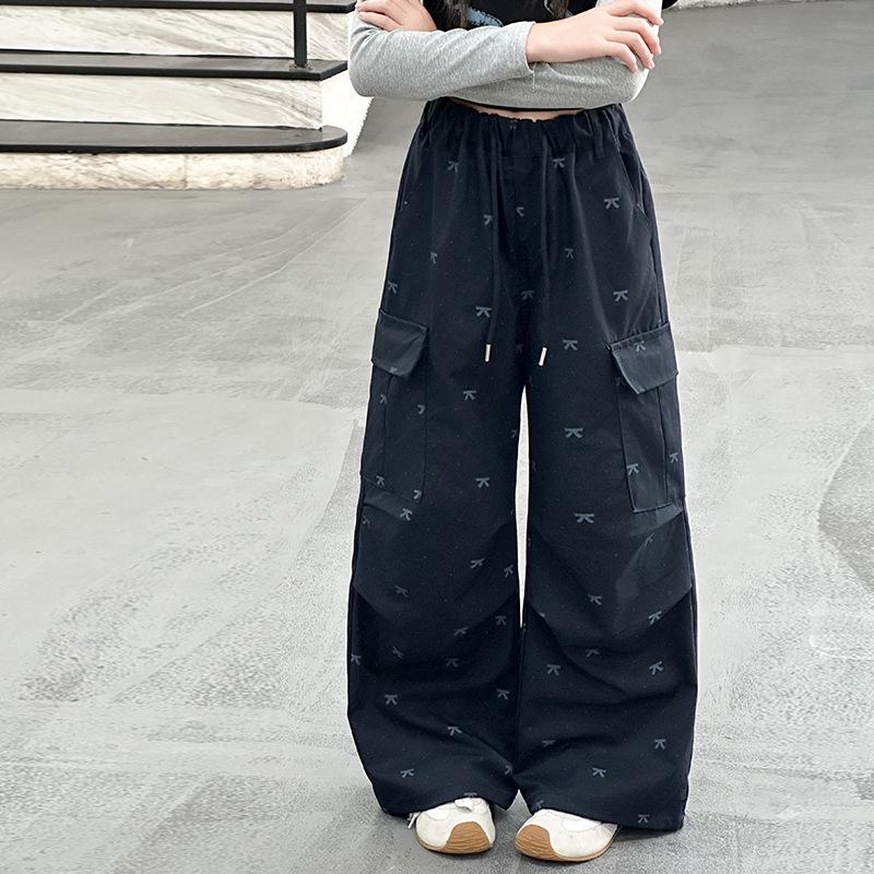 

2025 Girls Trendy Cargo Pants - Spring/Autumn Style with Fashionable Prints 160 cm темно-синього кольору