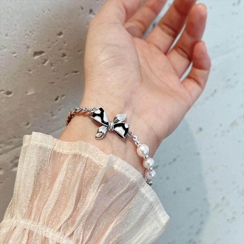 Exquisite Retro Heart Tassel Bracelet: Sterling Silver, High-End Luxury Jewelry for Women