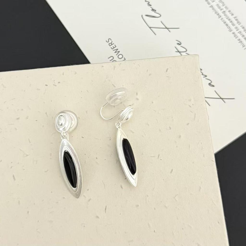 Celebrity Style Oval Shell Slice Dangle Earrings - Elegant and Versatile Fashion Jewelry
