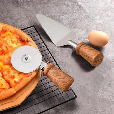 Instrumente pentru copt pizza – Cuţite pentru pizza