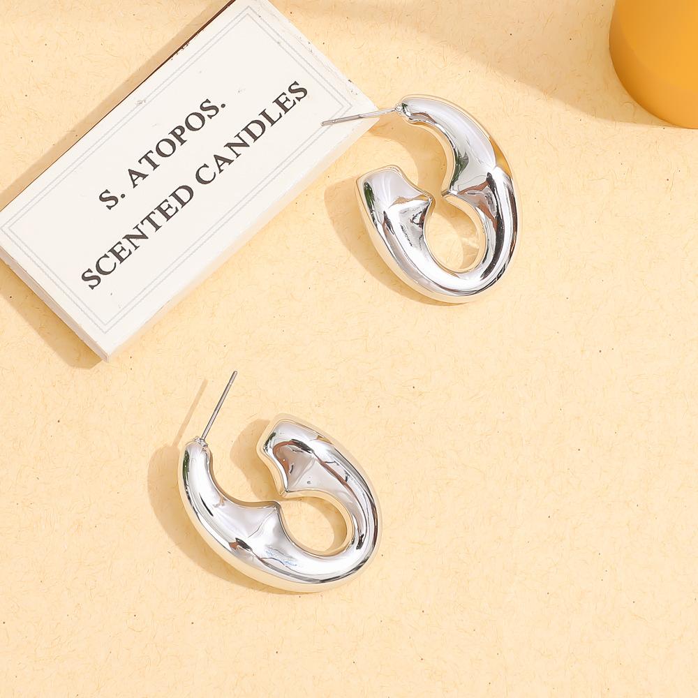 Trendy Water Drop Pattern C-shaped Earclip Threaded Stud Earrings Set Personalized Earrings Sexy Atmosphere Stud Earrings Set