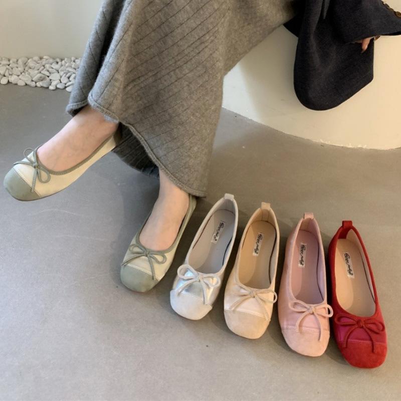 Spring 2025 new French evening wind single shoes light mouth bow soft flat bottom one pedal versatile ladyshoes women's shoes