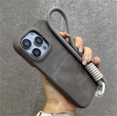 Matte Slot Kartenhalter mit Handgelenk Hand Strap Fall für iPhone 16 15 Plus 13 12 14 Pro Max Kamera Stoßstange Leder Abdeckung