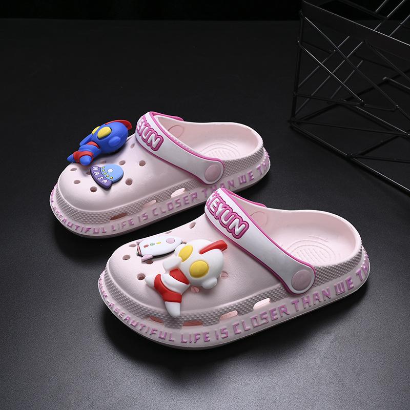 Durable Clogs Kids Fun Cartoon Design Nonslip Eva Summer Sandals For Boys And Girls In Colors Bright