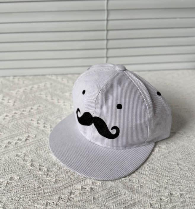 Fashion Korean version striped mustache flat edge baseball cap men and women four seasons street hip hop board hat American cap flat brim
