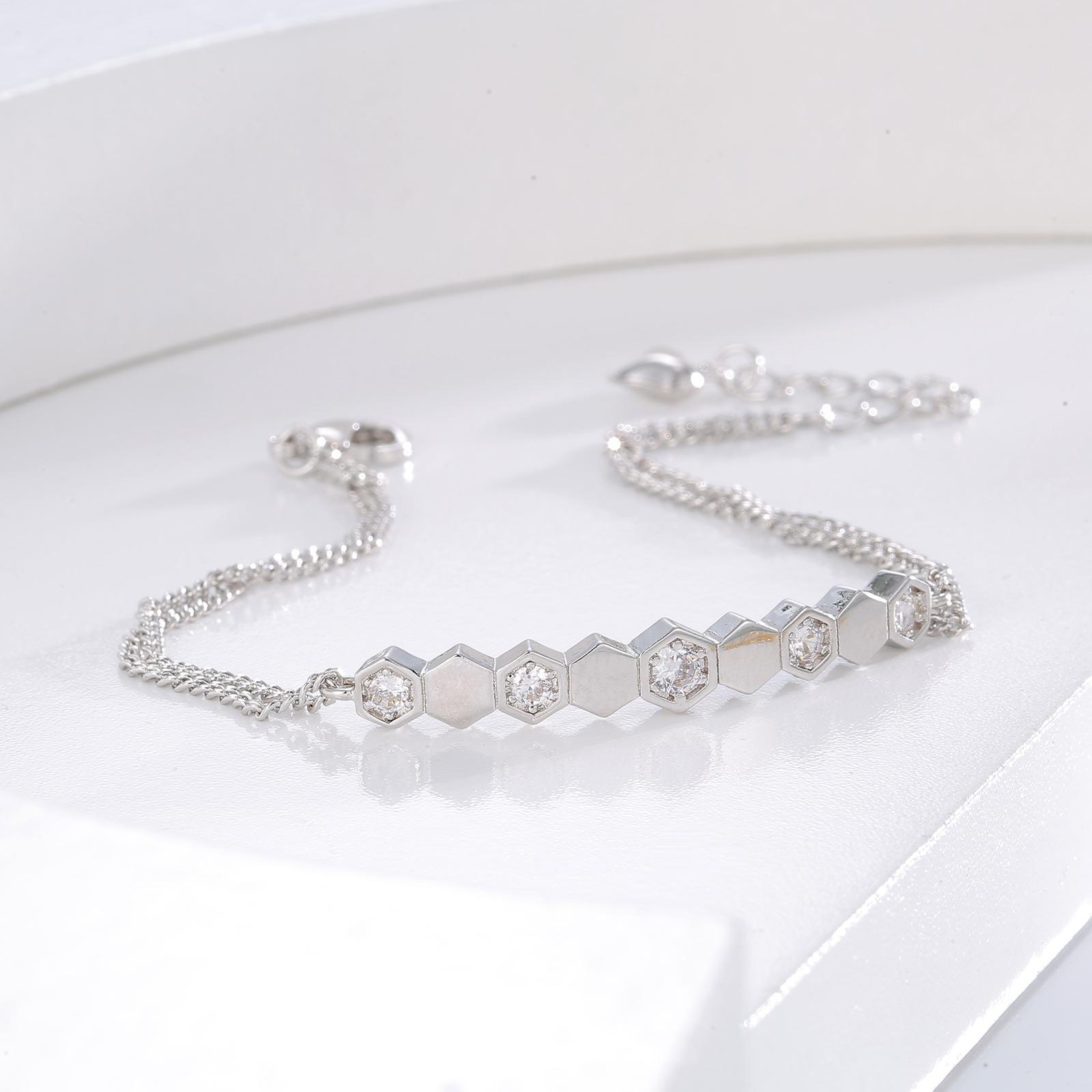 

Легкий роскошный знаменитый темпераментный браслет из циркония в виде сот, ниша, высокое качество, элегантные аксессуары, мода