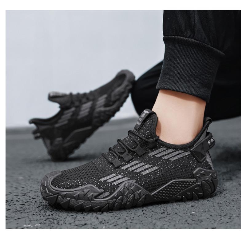 Men's Large Size Breathable Mesh Soft Sole Casual Running Sneakers.