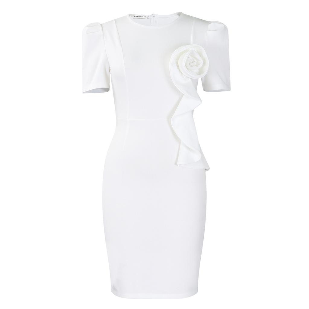 Ein neues, modisches und elegantes einfarbiges Kurzarmkleid mit körpernaher Passform, Spitze und Rüschenkanten für Damen