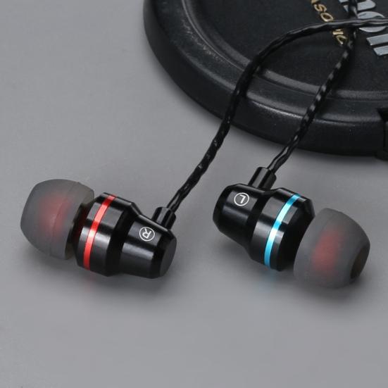 YT1 Wired Earbuds In-ear Heavy Bass Metal Type-C Wire Control Music Earphones for Gaming