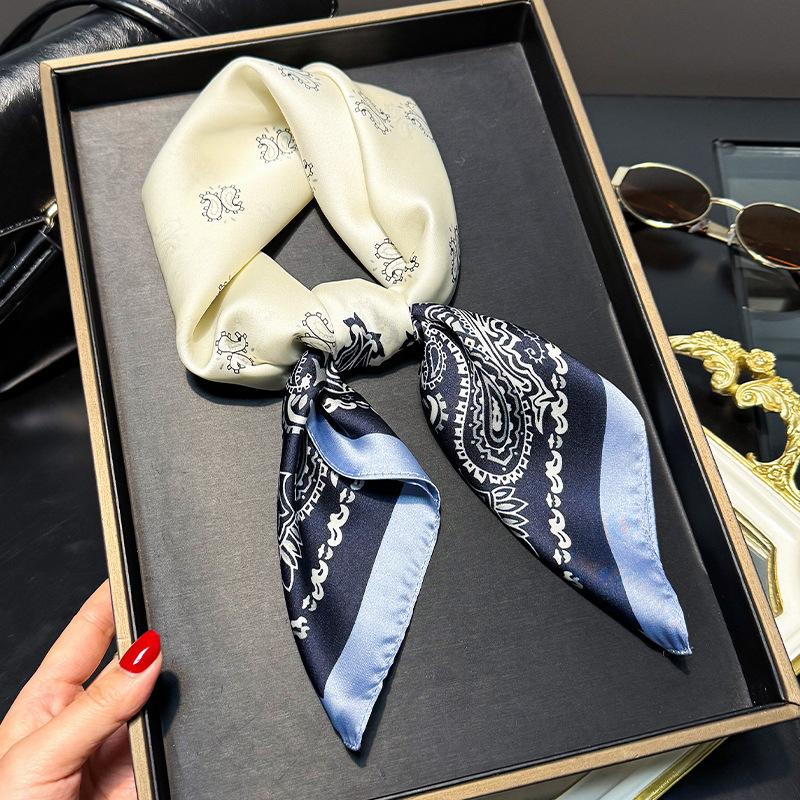 Small silk scarf women's versatile high-end decorative square scarf fashion temperament small scarf new Korean version tied bag small square scarf