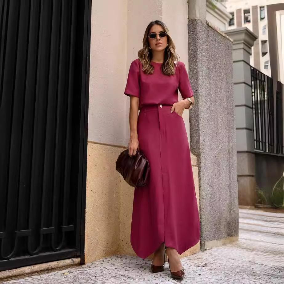 

Летний женский комплект из однотонной миди-юбки с высокой талией и короткого топа XL