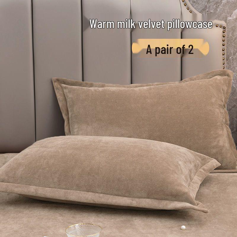 Zestaw poszewek na poduszki welurowych: Zestaw 2 plamoodpornych, aksamitnych poszewek na poduszkę, 48x74cm, wysoka wartość