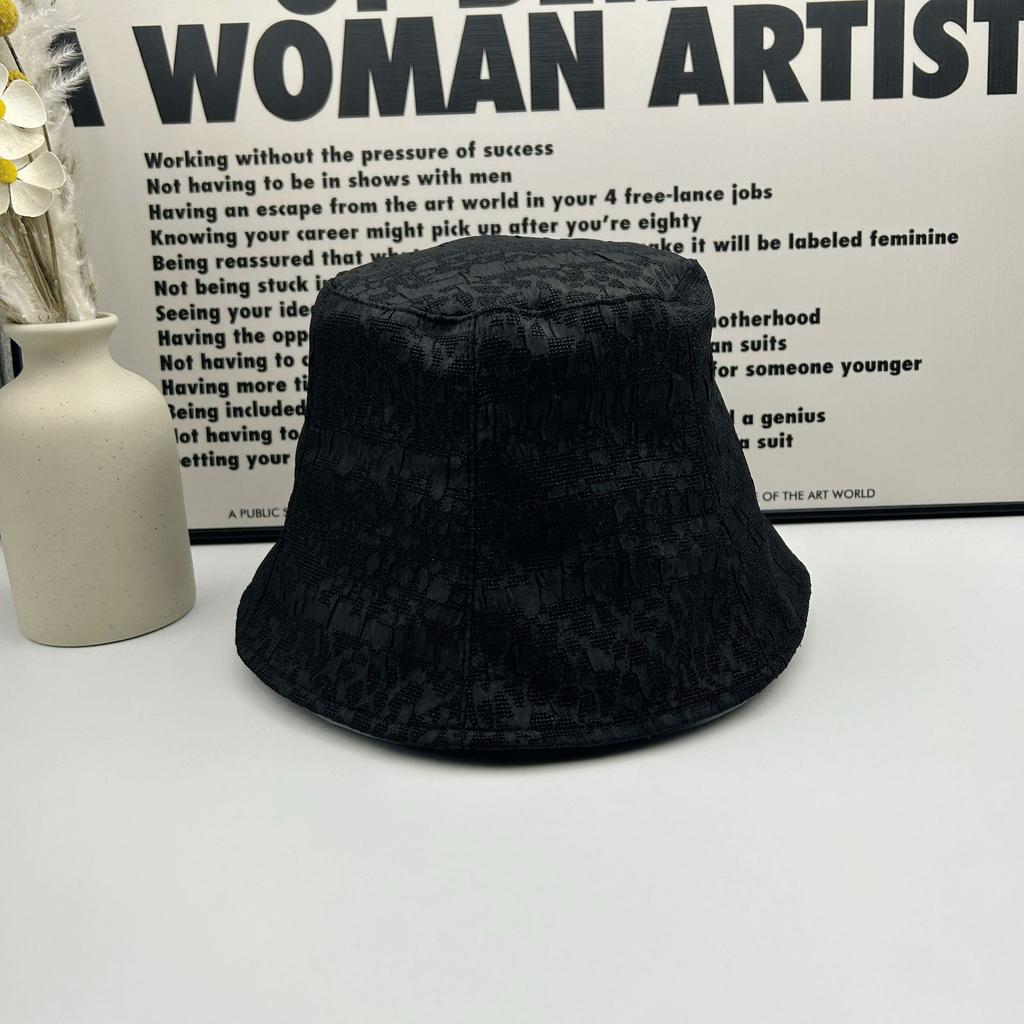 Bucket Hat Women's New Spring and Summer Outdoor Sunshade Bucket Hat Breathable Face Small Sunscreen Basin Hat