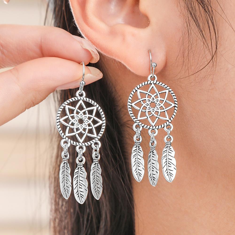 Retro Ethnic Style Bohemian Autumn and Winter Earrings, Earrings, Tassels, Temperament and Fashionable Ear Hooks
