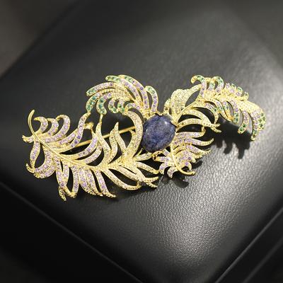 Design Elegant Feather Shape Brooch Elegant Light Luxury Niche High-end Anti-light Pin Corsage Men's and Women's Models