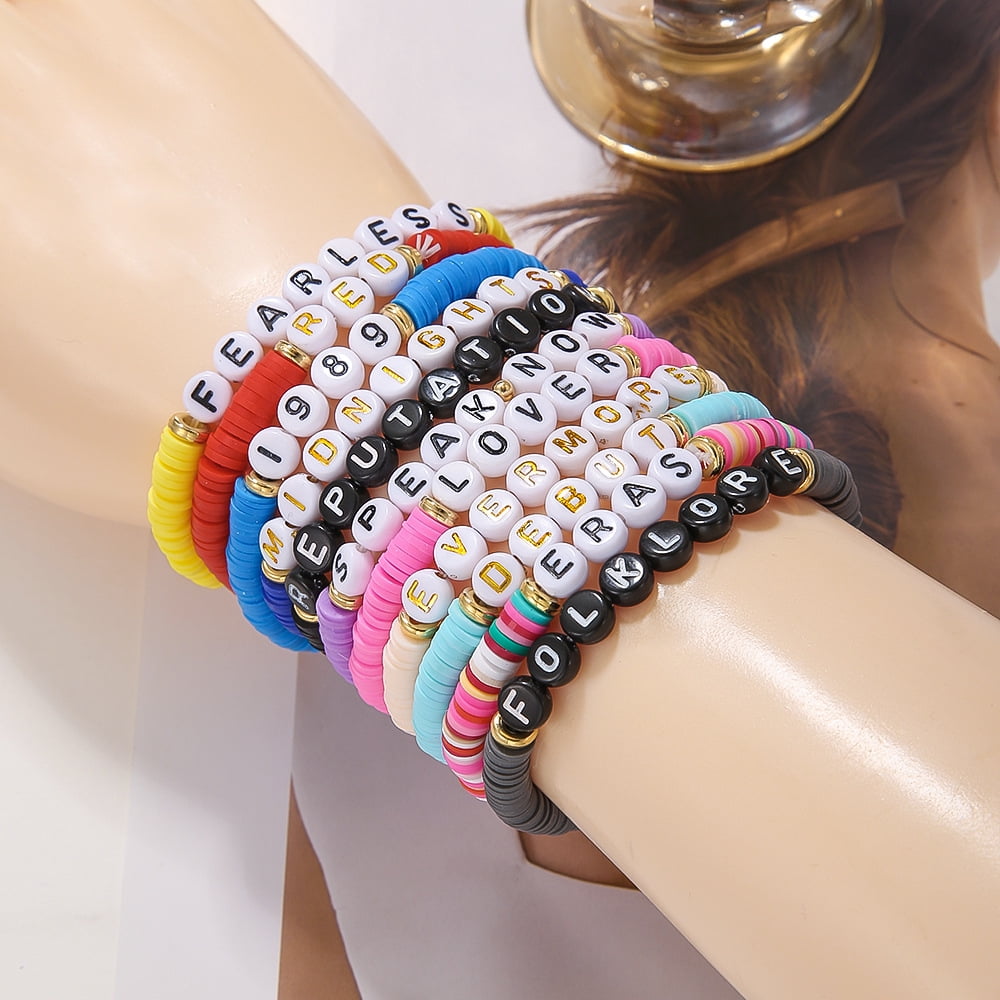 Freundschaftsarmband-Set:11-teilige Tonperlen im Stil einer adretten Surferin und Konzertsängerin, von der Musik inspirierte Armbänder, ideales Geburtstagsgeschenk für weibliche Fans(Taylor Fan Armband)