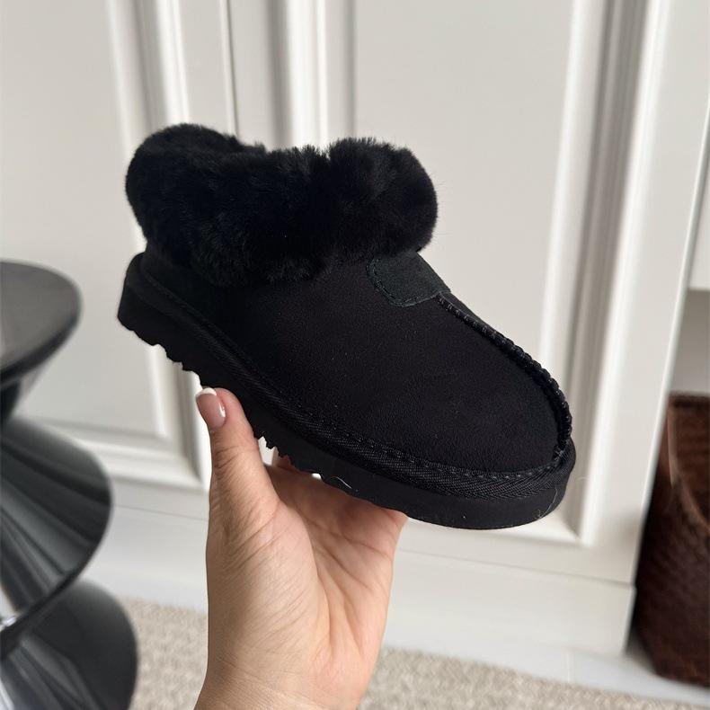 

Детские зимние сапоги для девочек 2025 новинка, из овчины, с интегрированным отворотом, с утолщенной теплой хлопковой подкладкой, зимняя обувь 33-34 [Inner length 21CM] чёрный