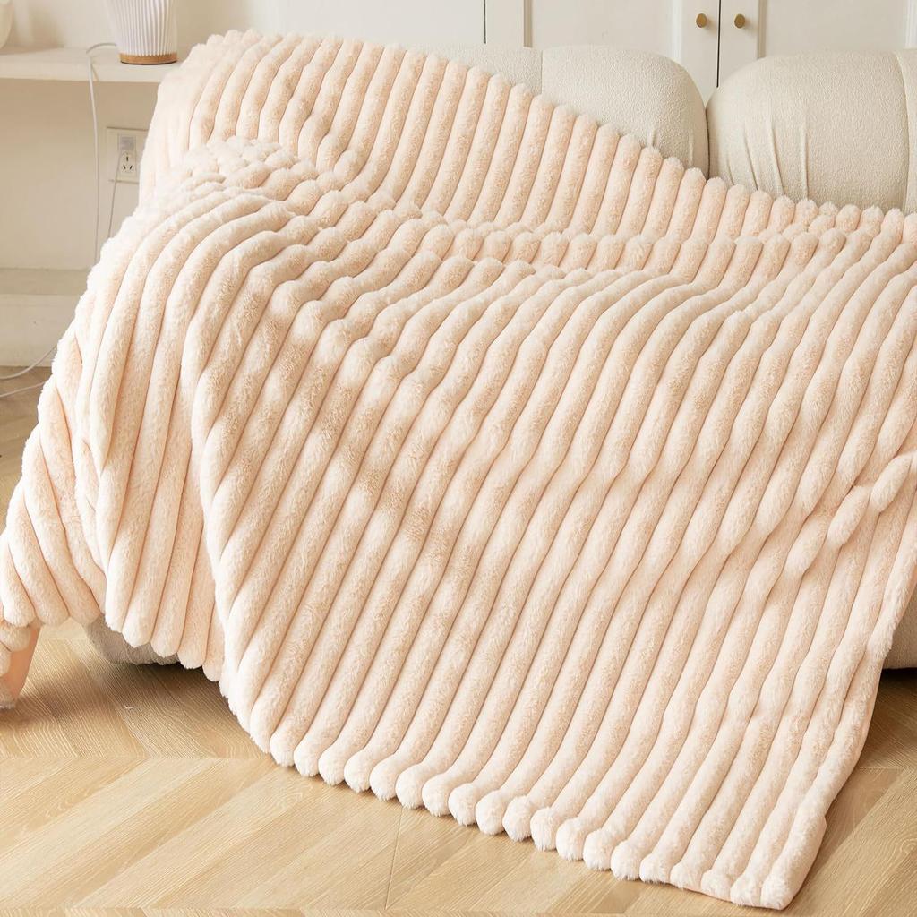 Double-Layer Super Soft Imitation Rabbit Fur Sofa Blanket