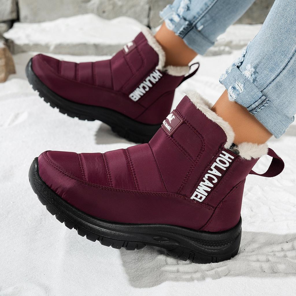 Women's Large Size Winter Warm Snow Boots Padded Lining Ankle Boots Fur Integral Non-slip Hiking Sports Cotton Boots