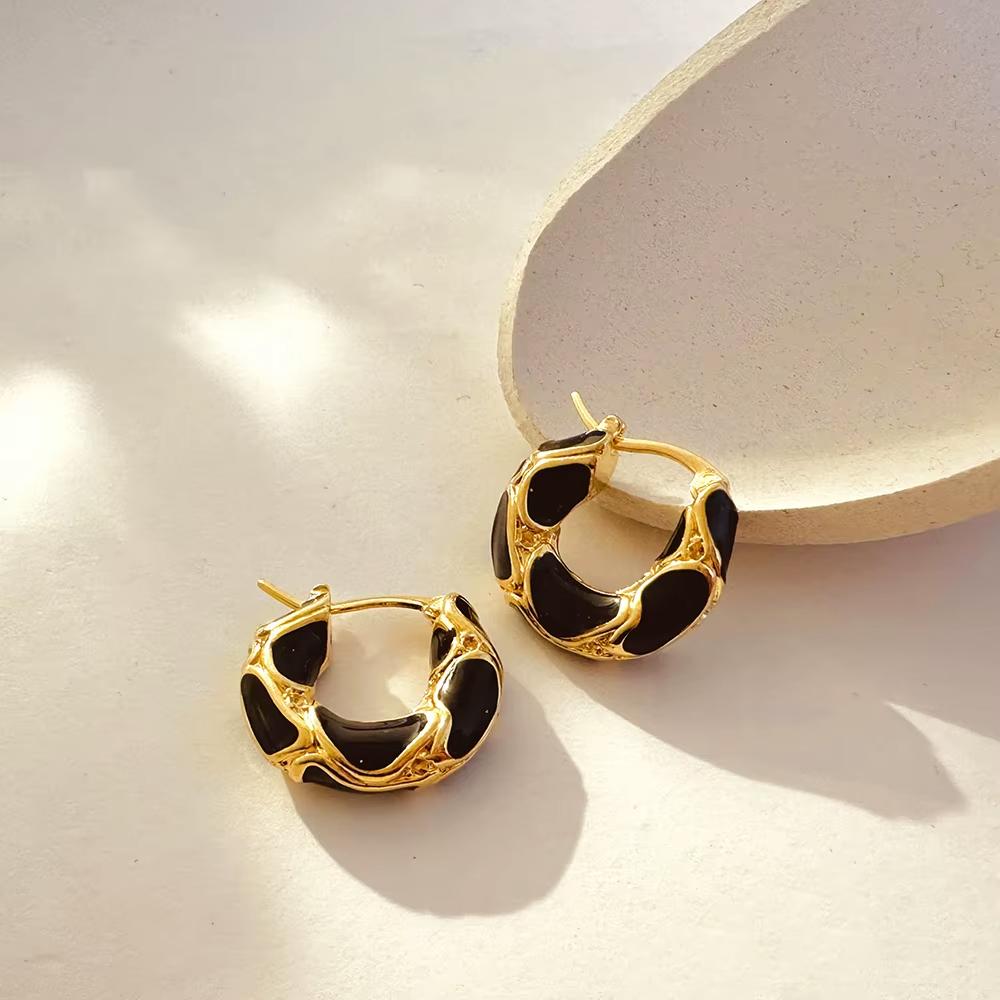 

New Trendy Enamel Color Metal Texture Small Hoop Earrings for Women Gold Plated Statement Ear Buckle Creative Jewelry Gifts