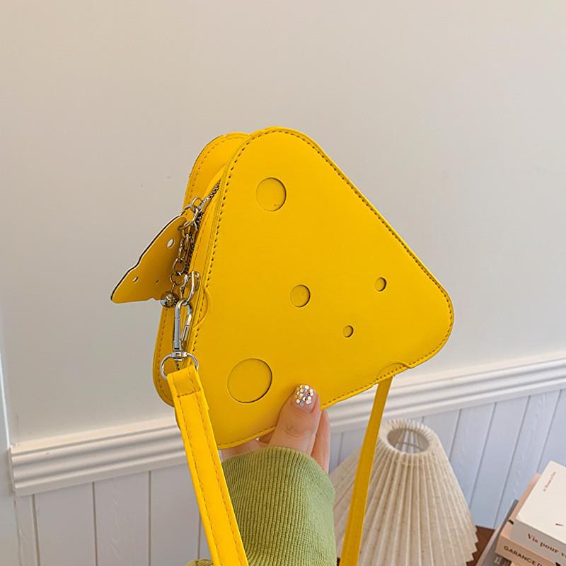 

Cute Korean Style Shoulder Bag For Women 2024 New Mini Fashion Casual Triangle Crossbody Bag жовтий