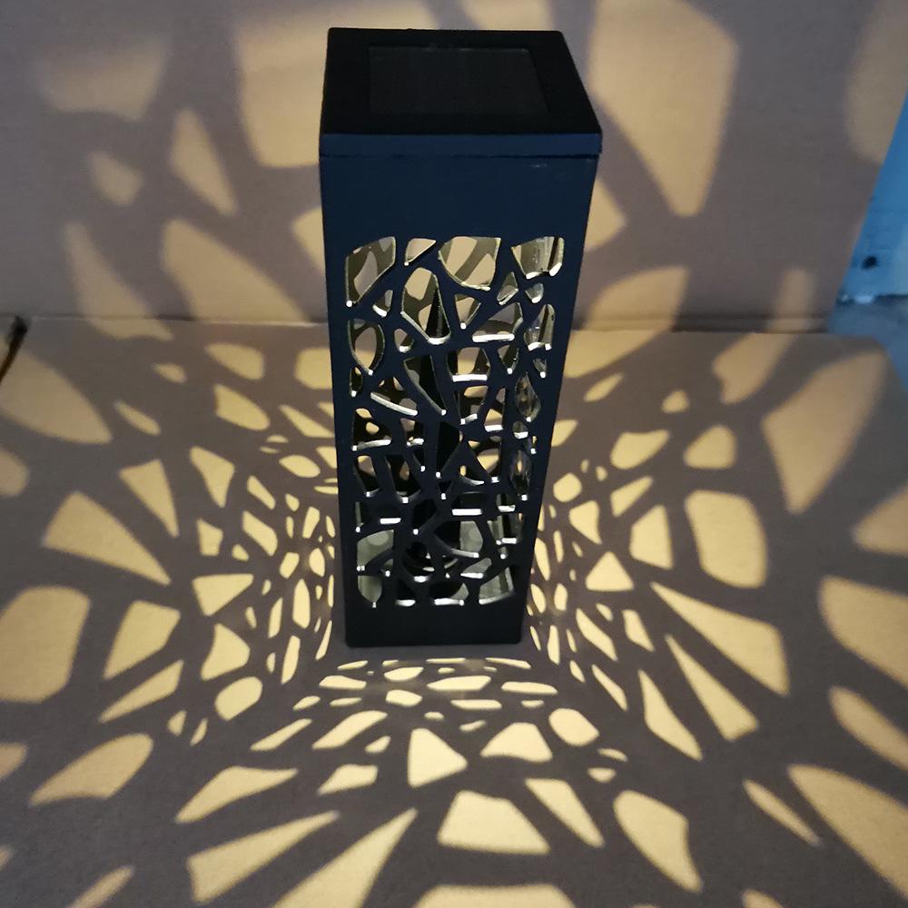 Leaf Pattern Hollowed-Out Solar Lawn Light