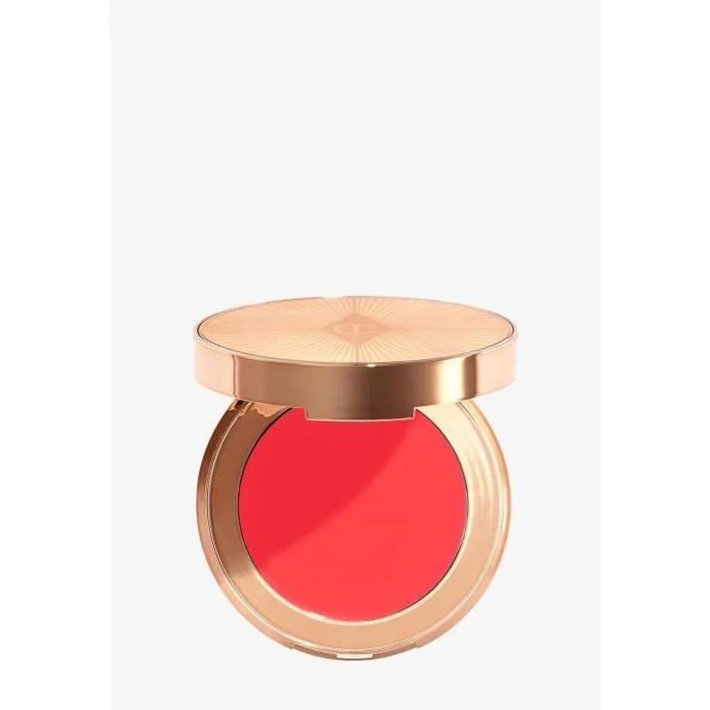 Charlotte Tilbury Beautiful Skin Island Glow Lip & Cheek - Punched Cheek Glow One Color