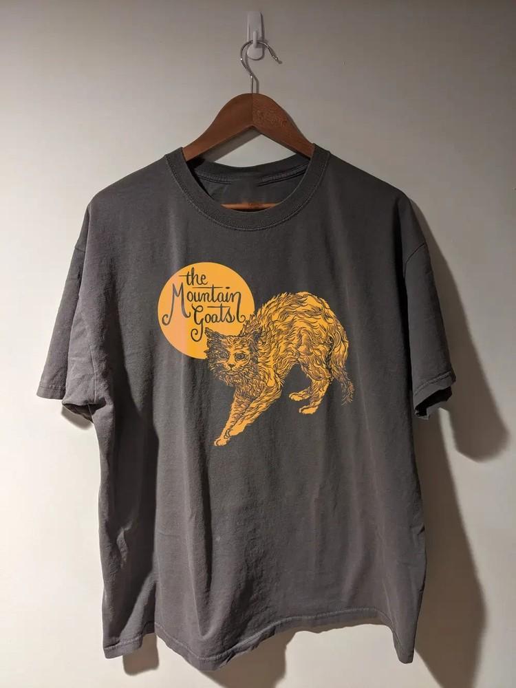 

Подарок для фанатов группы The Mountain Goats Футболка унисекс, цвет угольный, размеры от S до 5XL L