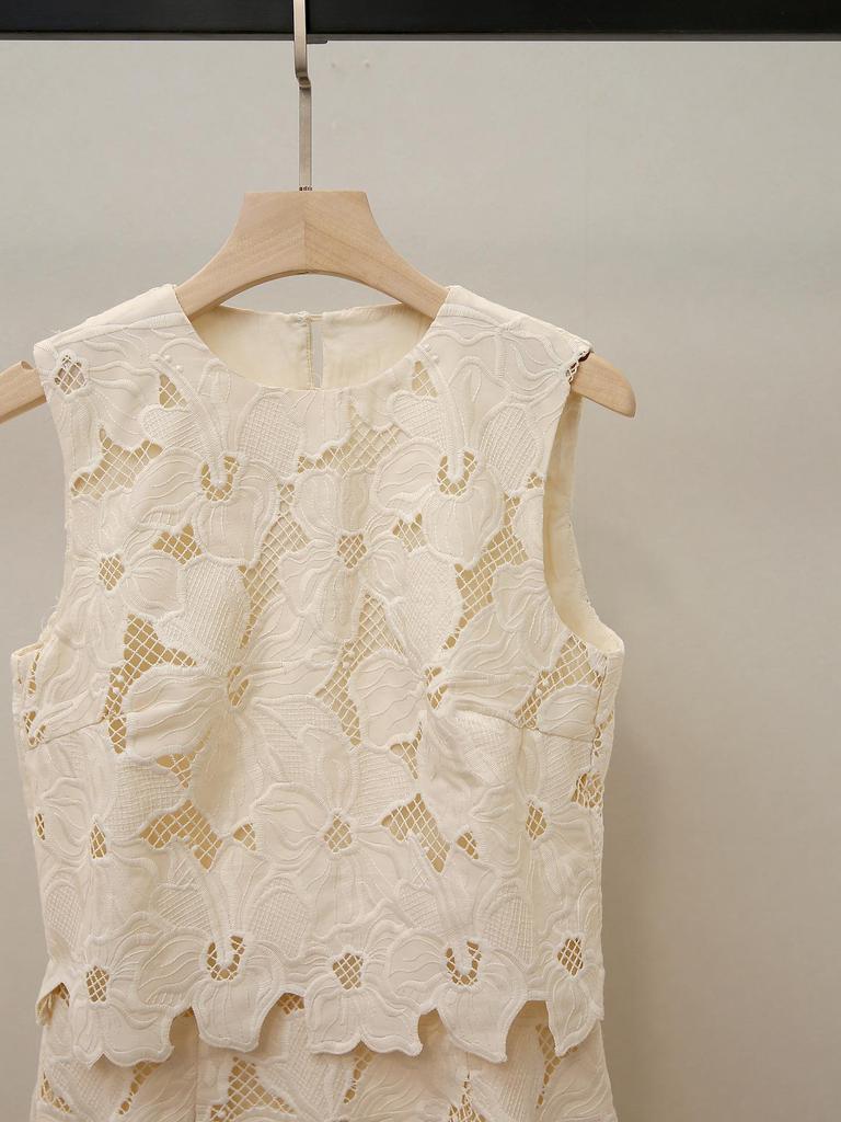 S Family Autumn New Sleeveless French Embroidery Vest Dress for Women