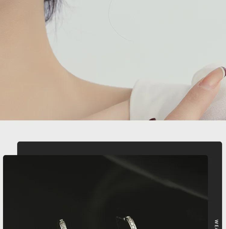 Elegantní geometrické náušnice s čtyřlístkem a zirkony: Vysoce kvalitní retro styl pro ženy