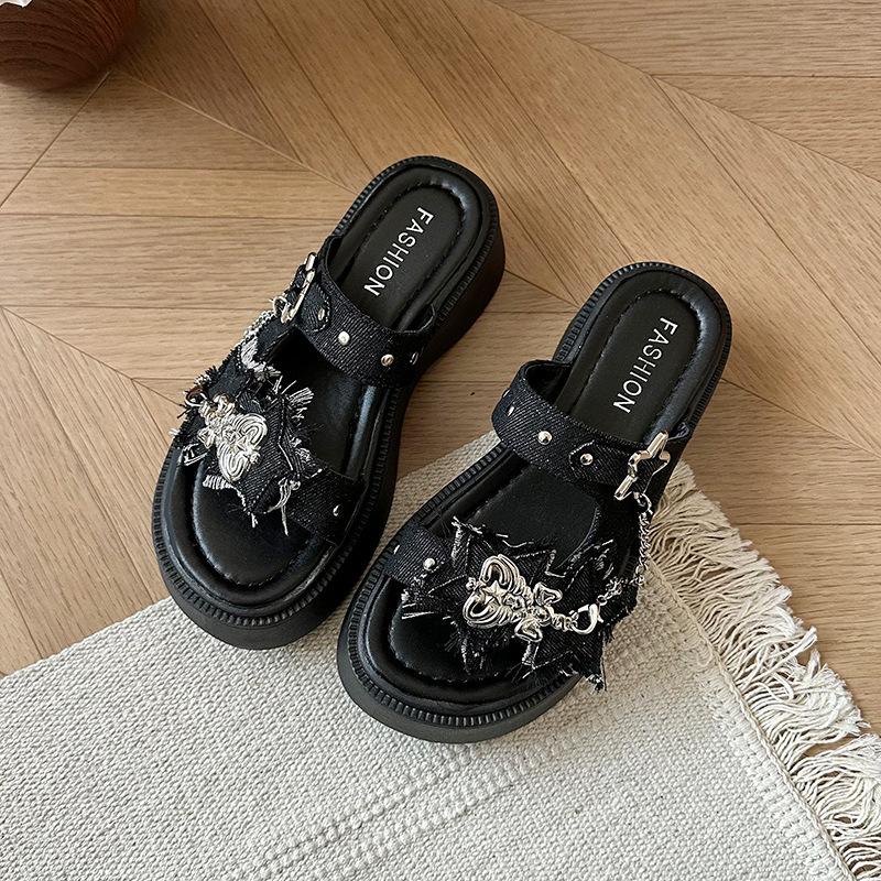 

Summer women s stunning beauty niche open-toed rivets heightened muffin thick-bottomed cool slippers female Mary Jane thick-bottomed cool slippers 39 чёрный