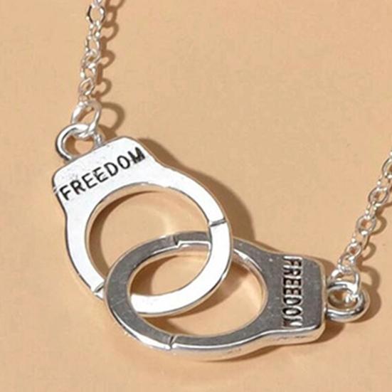 Halsketten Handschellen O-Kette Einzigartiges Design Edelstahl Unendlichkeit Ineinandergreifender Kreis Kragen Statement-Halskette für Frauen