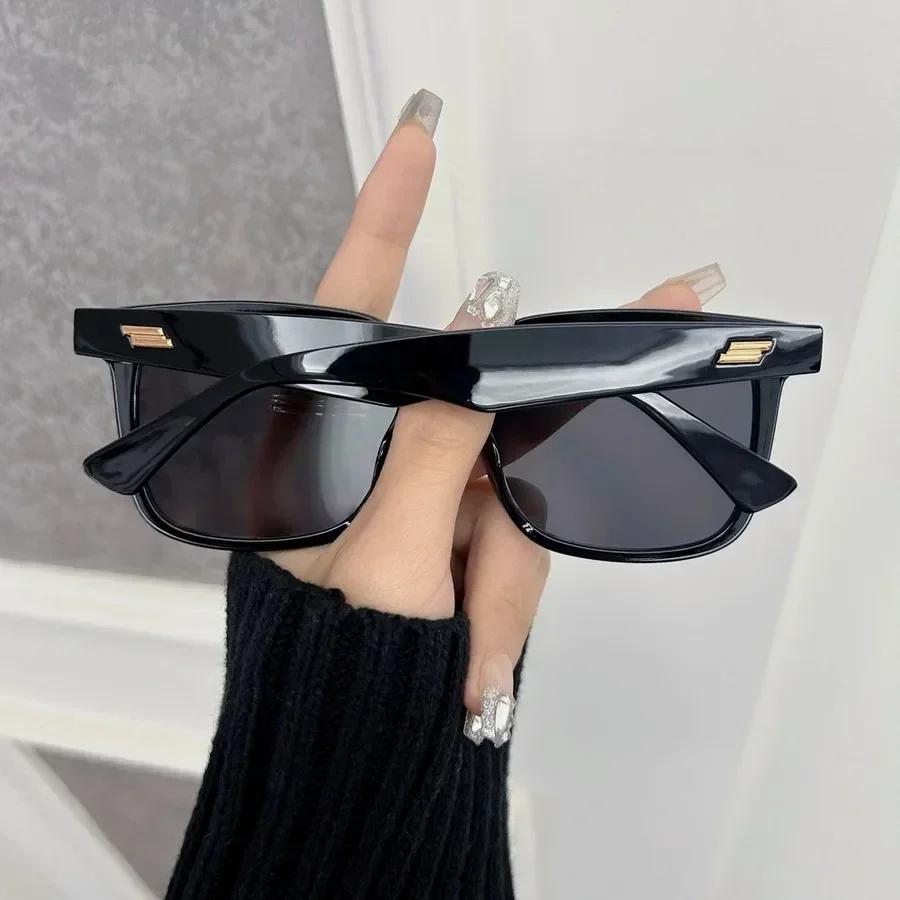 Square Sunglasses Women Men Classic Vintage Fashion Personality Glasses Stylish Casual Minimalist